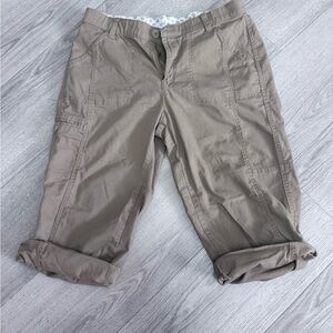 Lee Sinfully Soft Cargo Capris in Taupe